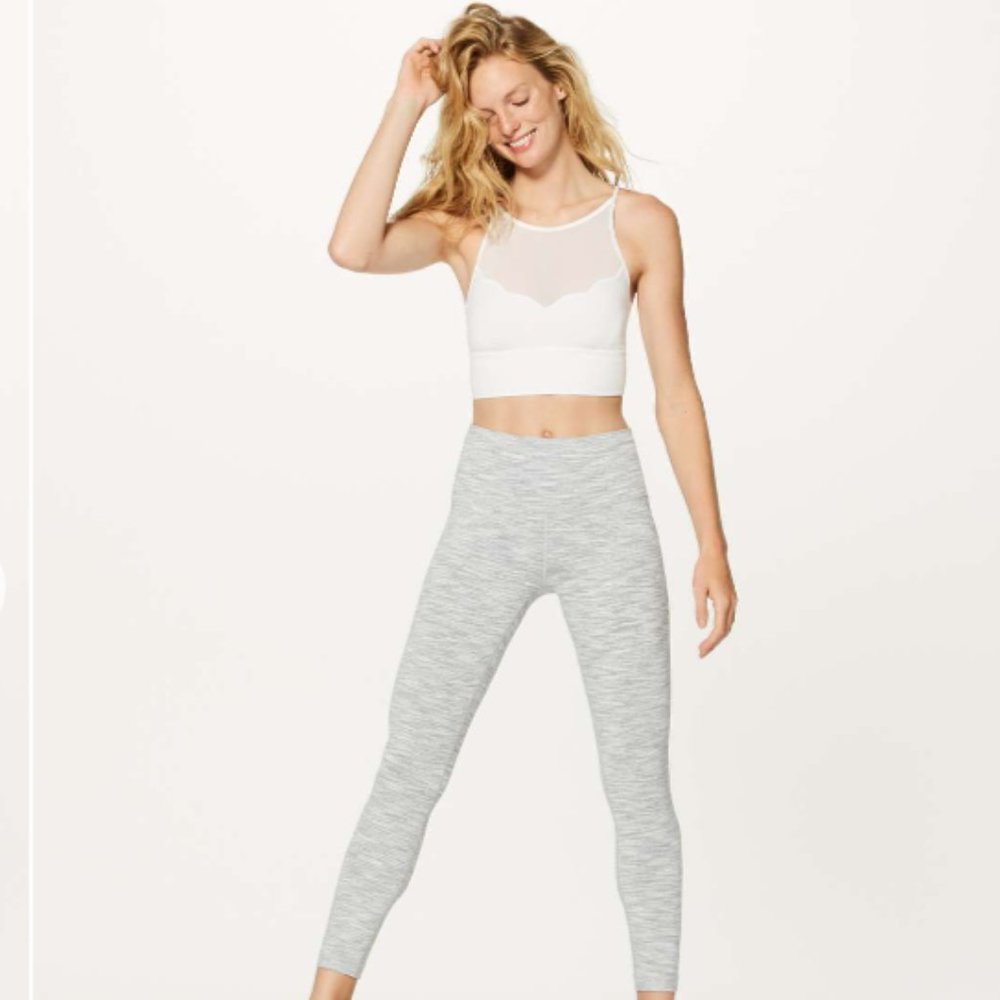 Lululemon Adore Your Core Scalloped High Neck Sports Bra - White - 6